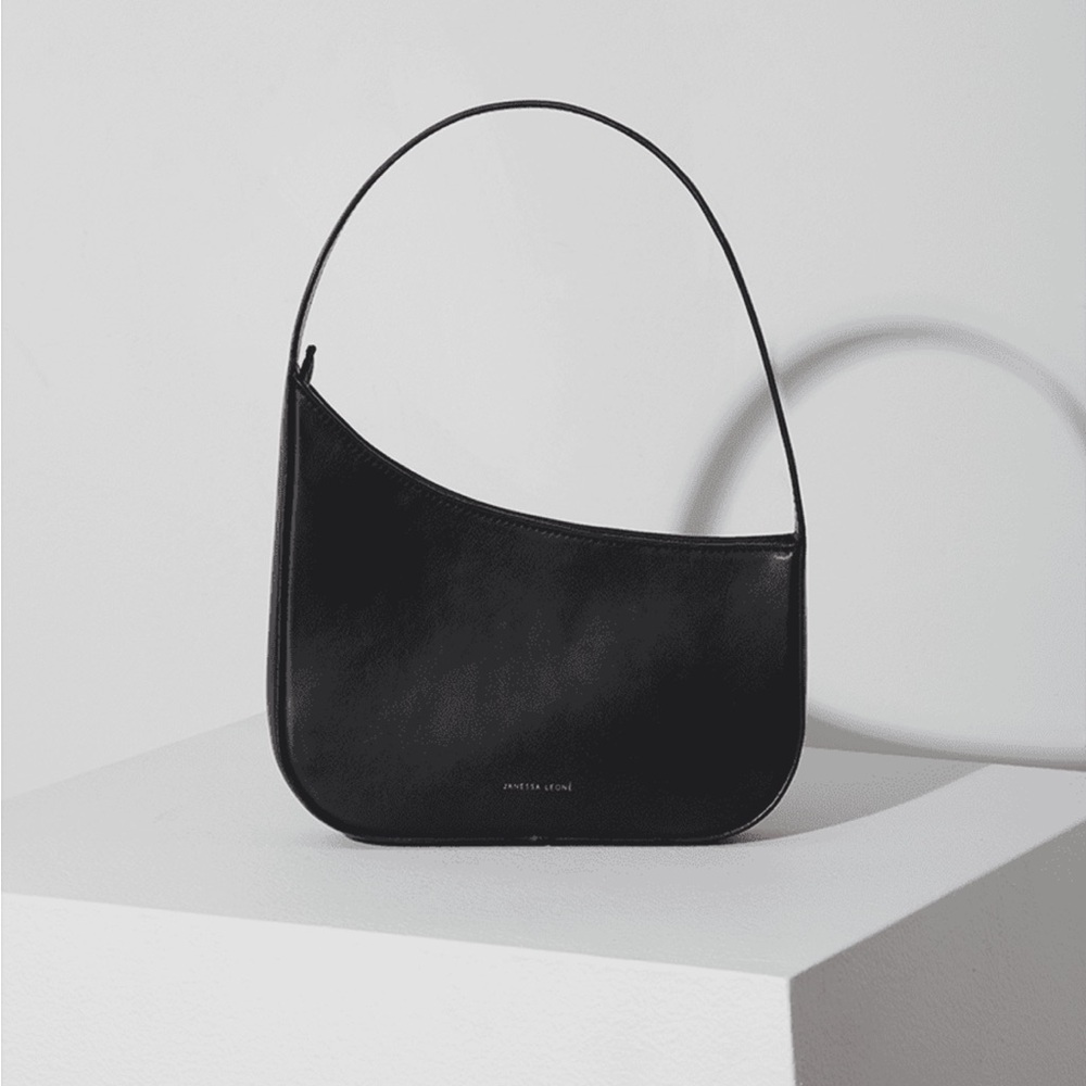 Janessa Leone Everyday Handbag Bag 05 in Black